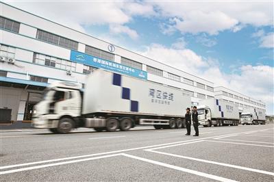 一季度廣東外貿(mào)進(jìn)出口規(guī)模歷史同期首破2萬(wàn)億元